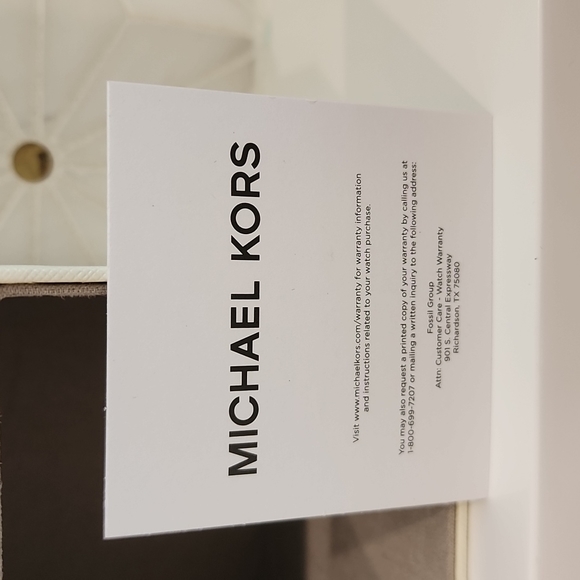 Michael Kors Jewelry Box - Picture 7 of 7